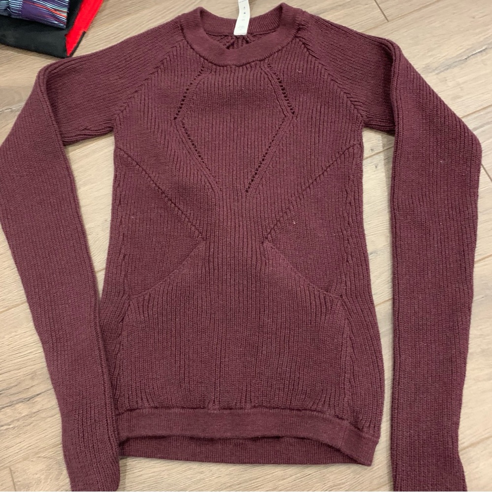 Lululemon The Sweater The Better
Heathered Bordeaux Drama